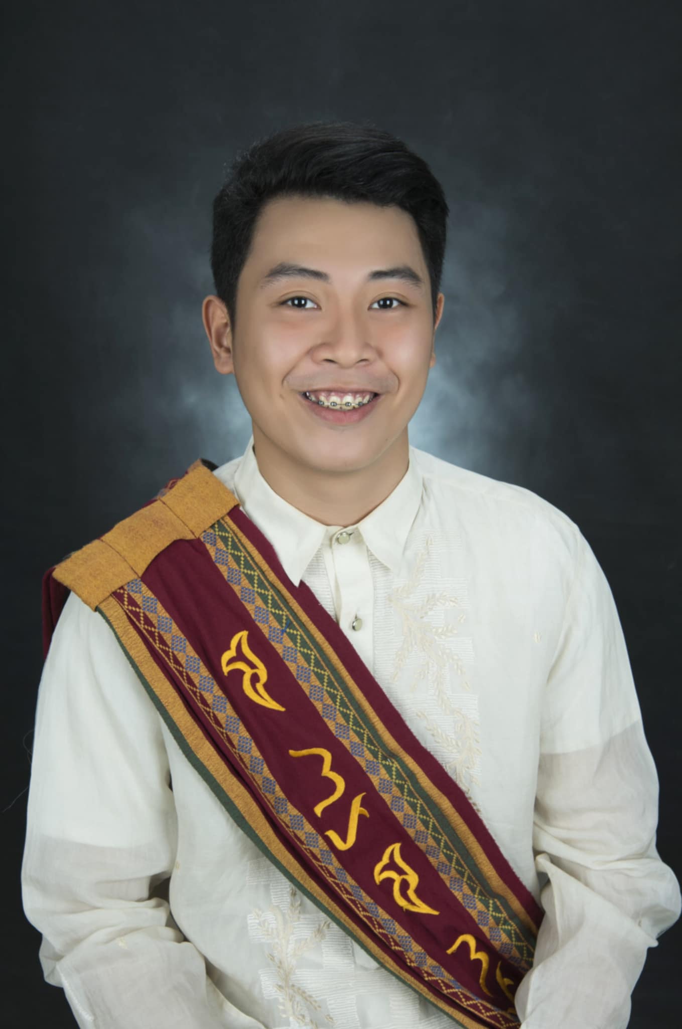 Graduation portrait of Joshua Emerson Y. Lee